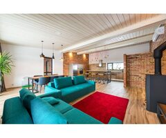 Modern 2BR Apartment Downtown — Available Now